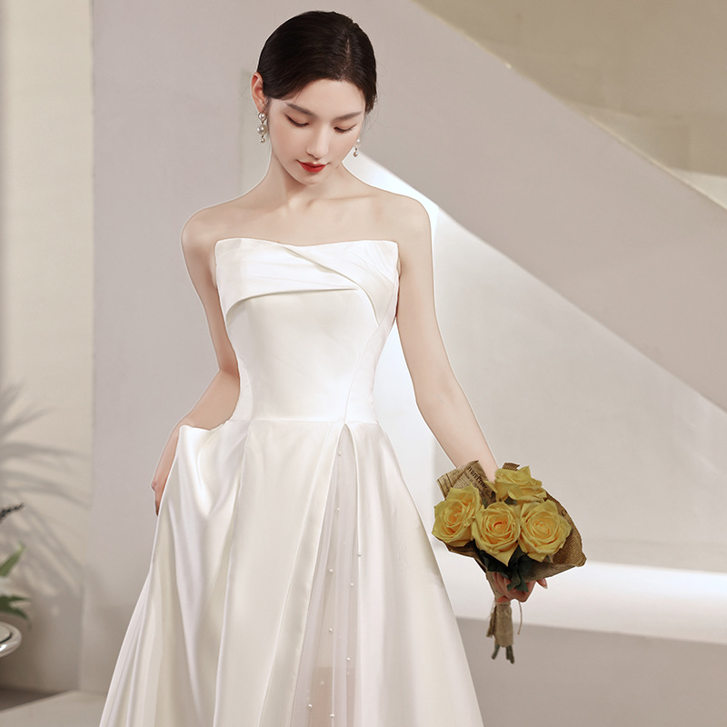 Photography Lighting Basics - French Light Wedding Dress, Satin Toast